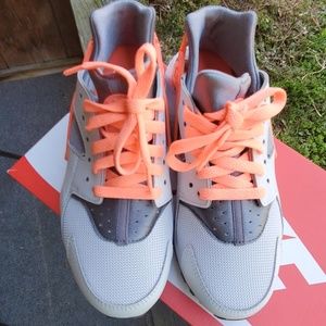 Youth Nike Hurrache Run